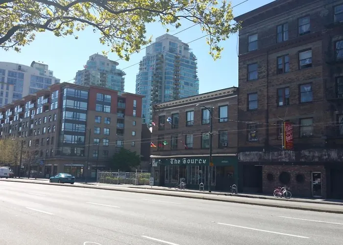 Main St Hostel Vancouver